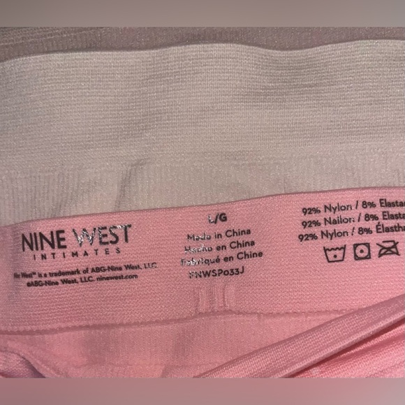 NWT, Nine West Seamless Comfort Panties, Size Large - Picture 4 of 6